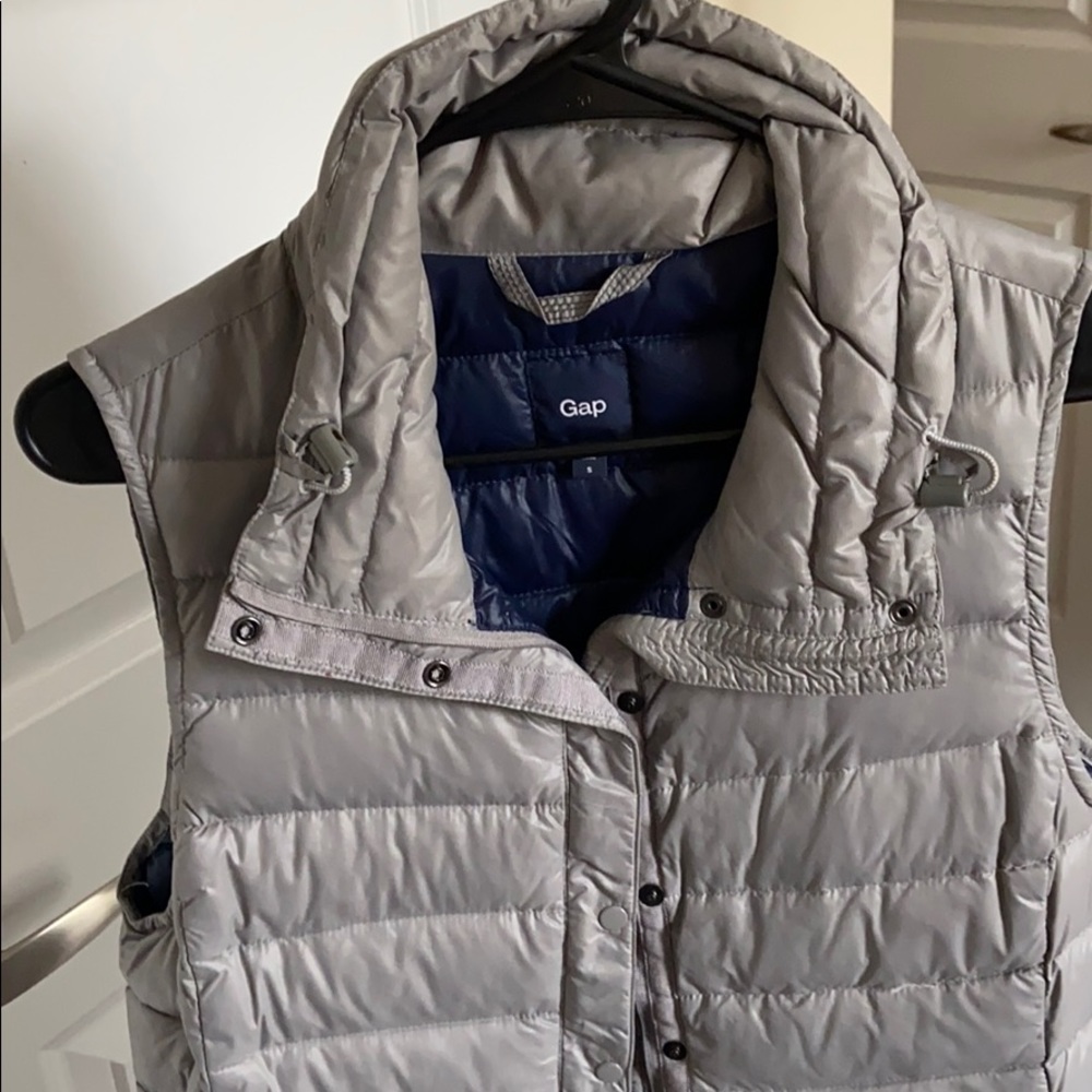 Gap Vest